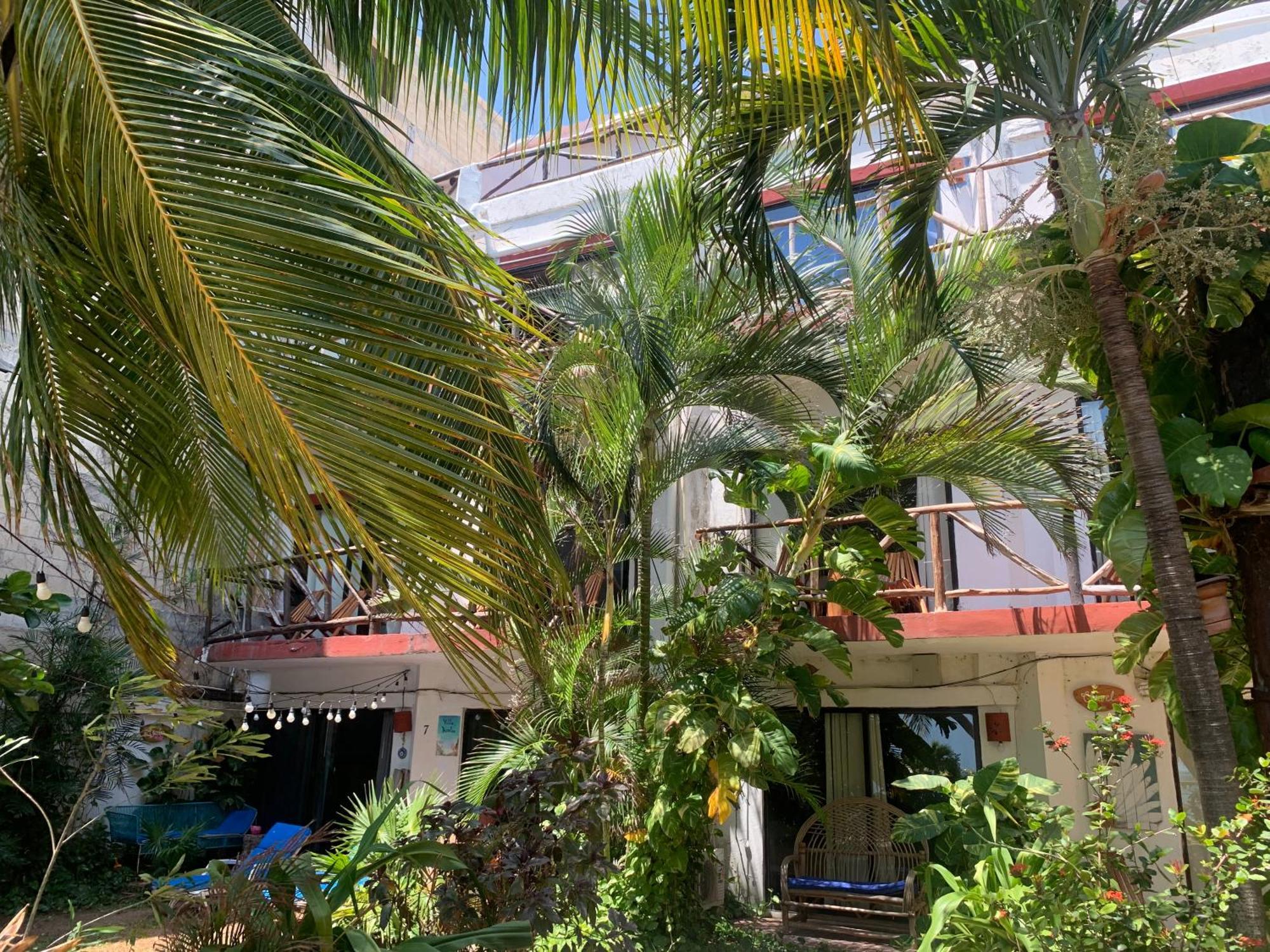 Casa Caribe Cancún Kültér fotó The house of the artist in Goa